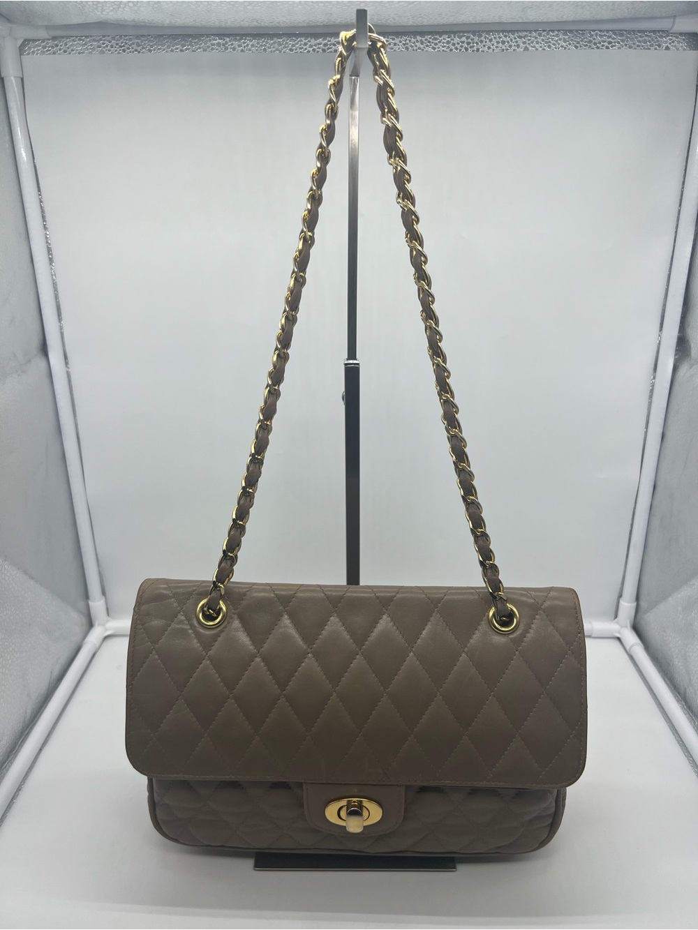 HOLT RENFREW Vintage Taupe Quilted Lambskin Leather Chain Shoulder Crossbody Bag